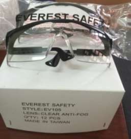 Kính Everest EV 105 trắng />
                                                 		<script>
                                                            var modal = document.getElementById(